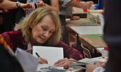 نوبل ادبیات ۲۰۲۲ به نویسنده فرانسوی رسید