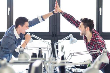 یادداشت/دکتر مهدی کریمی تفرشی؛ عصر ایده‌های استارتاپی و رونق کسب‌و‌کار