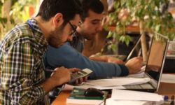 فارغ‌التحصیلان بیکار و بی‌مهارت؛ نتیجه دروس دانشگاهی منقضی شده