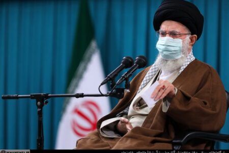 پیشرفت چشمگیر ایران با حمایت صحیح از بخش خصوصی؛ مهم‌ترین وظیفه دولت بهبود فضای کسب و کار و برطرف کردن موانع آن است