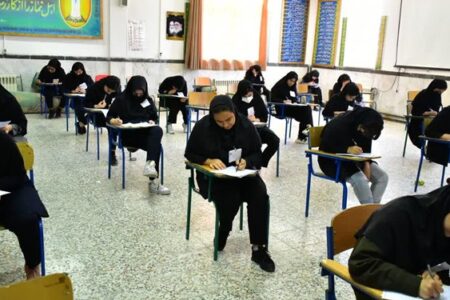 معاون پیشین وزارت آموزش و پرورش: نظام سیاسی، آموزش را از سر خود باز می کند/مهارت آموزی اولویت درجه دوم تلقی شده