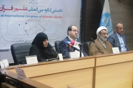 ایران در طول تاریخ مستعمره نبوده اما دچار استعمار معرفتی بوده‌ است