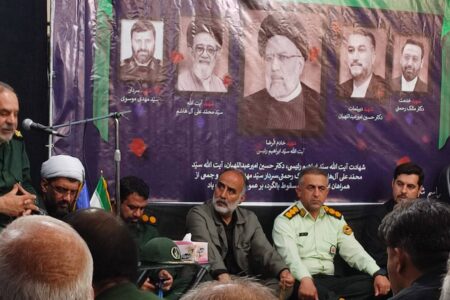 مراسم بزرگداشت شهید جمهور و همراهان در شهر پرندک زرندیه برگزار شد