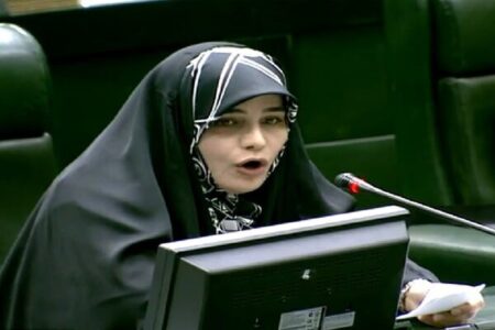 دولت در تعیین‌تکلیف نیروهای شرکتی دستگاه‌های اجرایی تعجیل کند