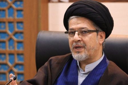 گره‌های کشور باید به دست علوم انسانی باز شود